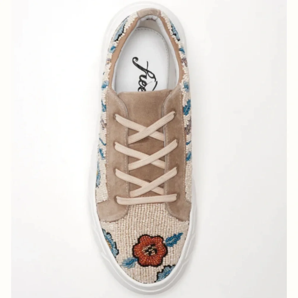 FREE PEOPLE | VIEW FROM THE TOP - SAND fully beaded sneakers - Picture 2 of 14